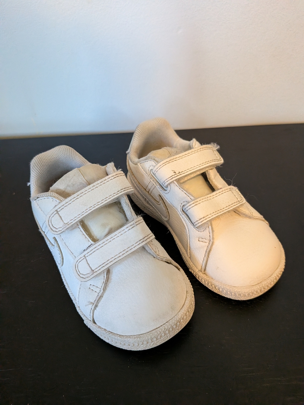 Nike Toddler White Velcro Sneakers